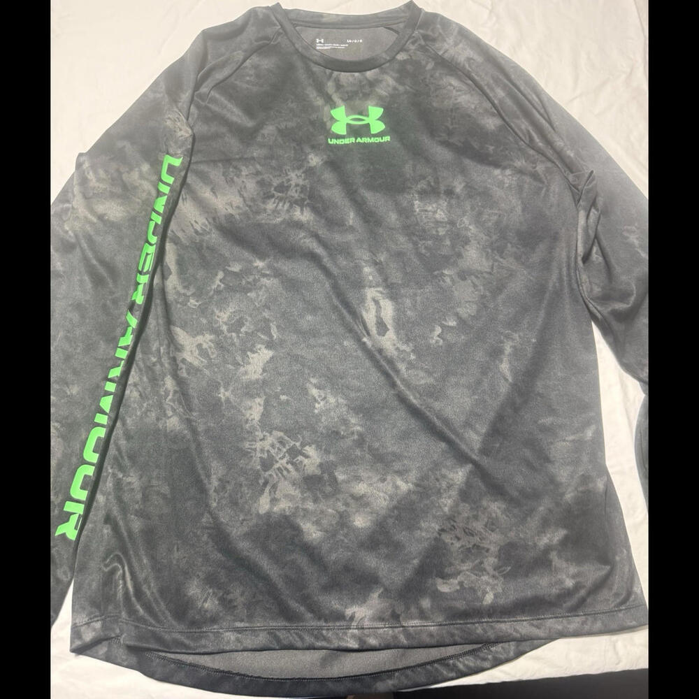Under Armor Loose Men’s Long Sleeve Pullover Black Size Large